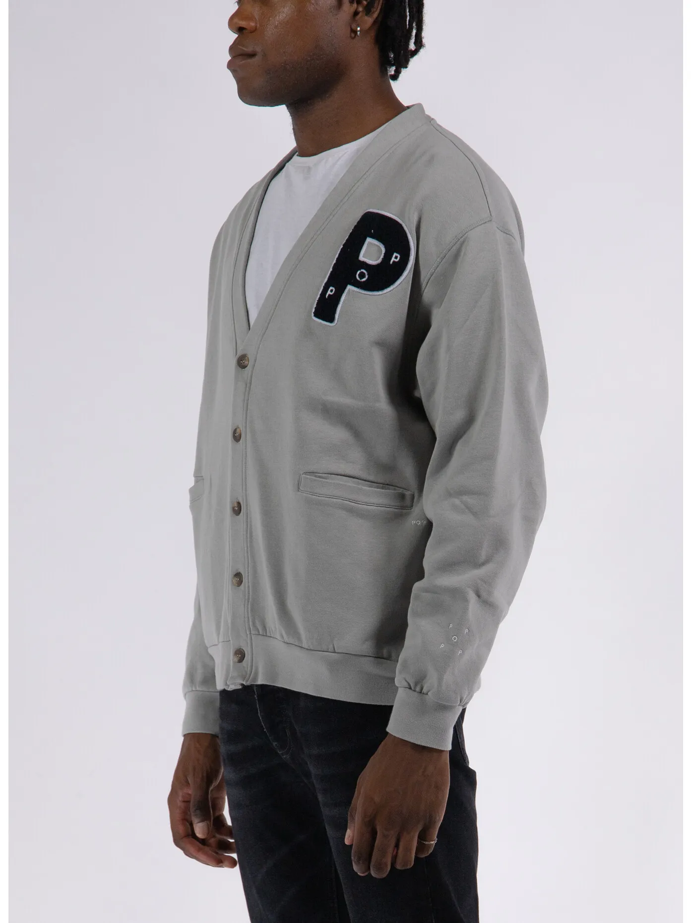     -POP TRADING COMPANY    -CARDIGAN BIG P SWEAT-