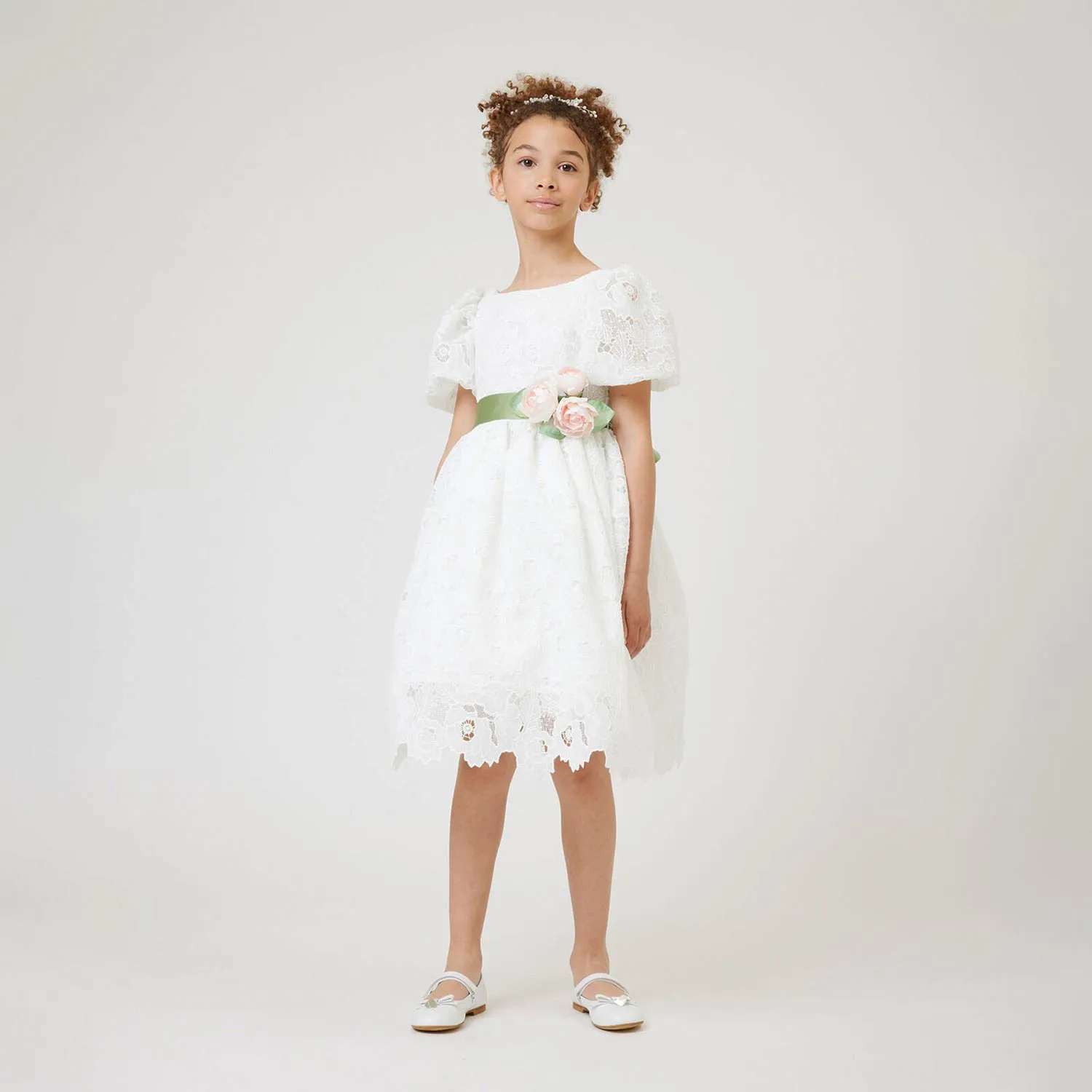 Abito Bianco Interamente In Pizzo Bambina