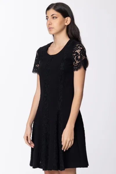 Abito con pizzo macramè Nero