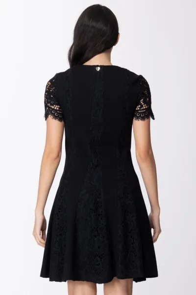 Abito con pizzo macramè Nero