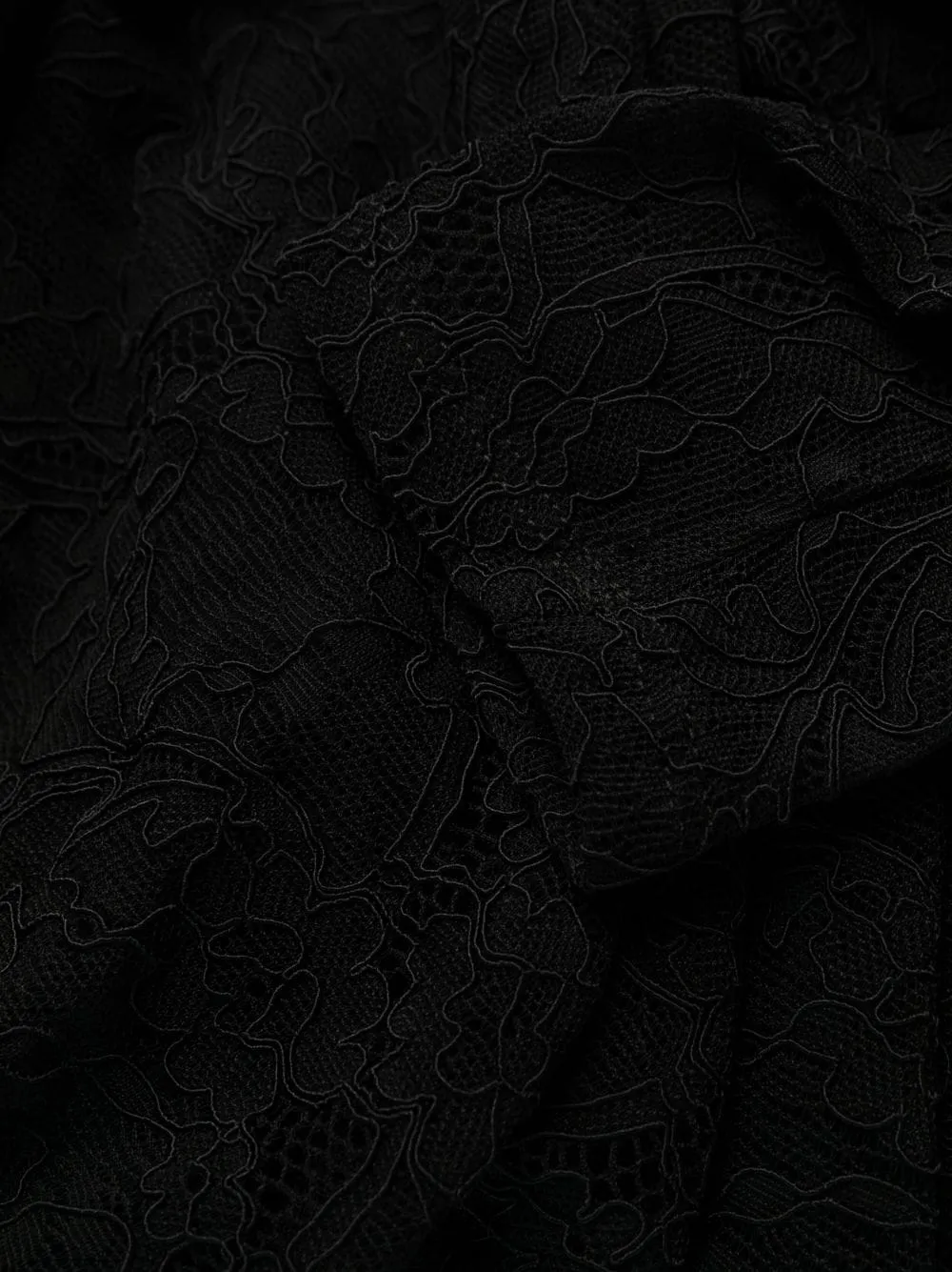 Abito mini con pizzo in nero - donna