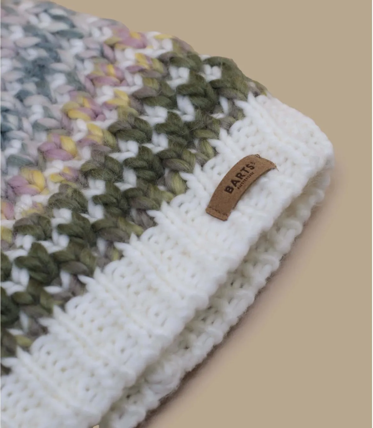 Berretto con pompon verde viola da donna  Nicole Beanie light celadon     