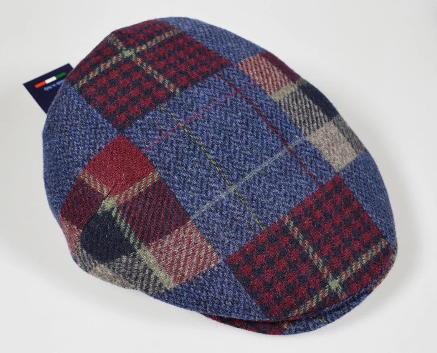 Blue Imor cap in pure merino wool made in Italy