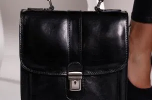 Borsa in pelle naturale Afrodita, nera