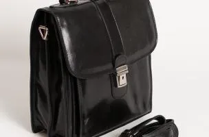 Borsa in pelle naturale Afrodita, nera