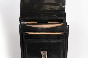 Borsa in pelle naturale Afrodita, nera