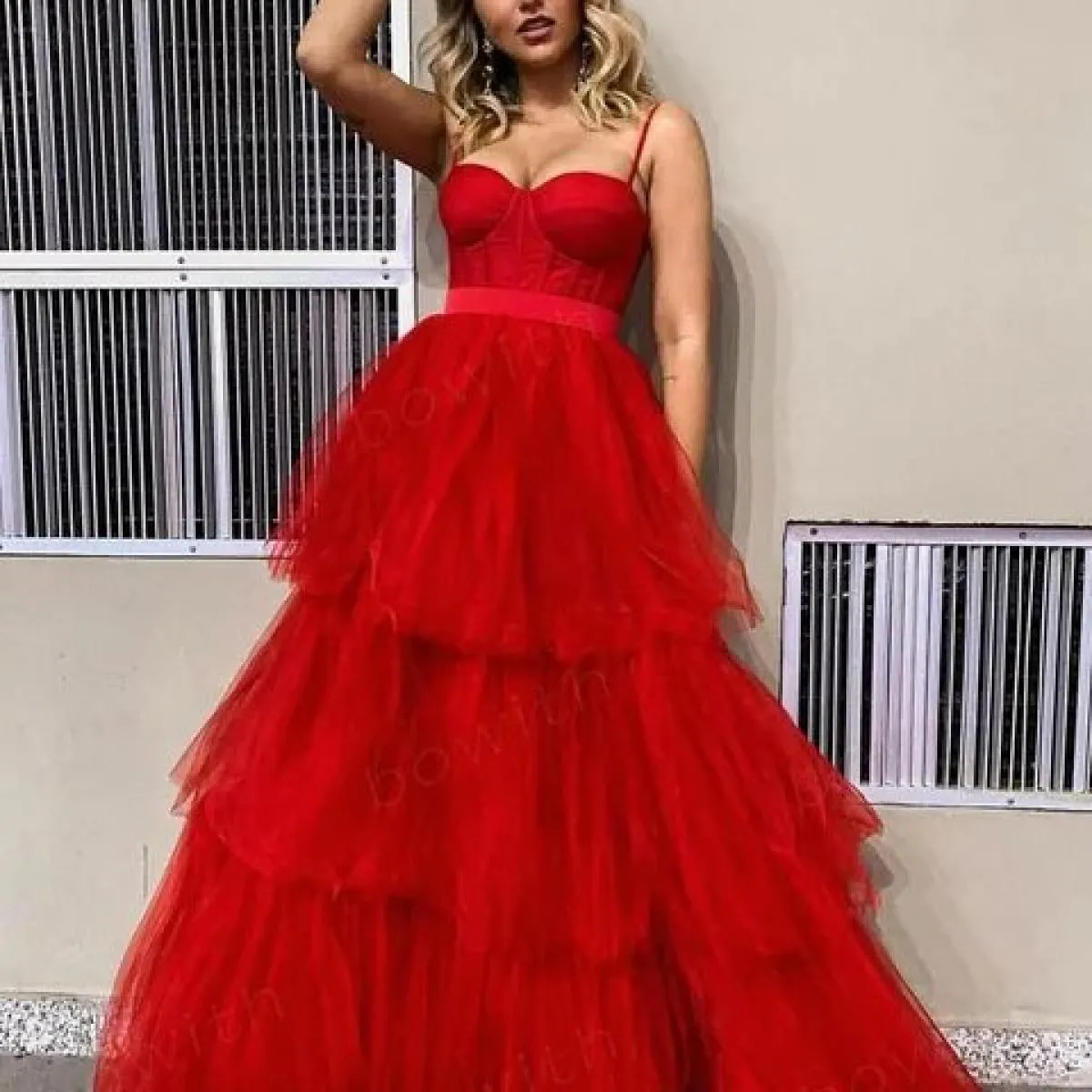 Bowith Abiti da sera con scollo a cuore Abiti da festa gonfi per le donne Abito da sera a strati Cinghie maxi Abito da festa di