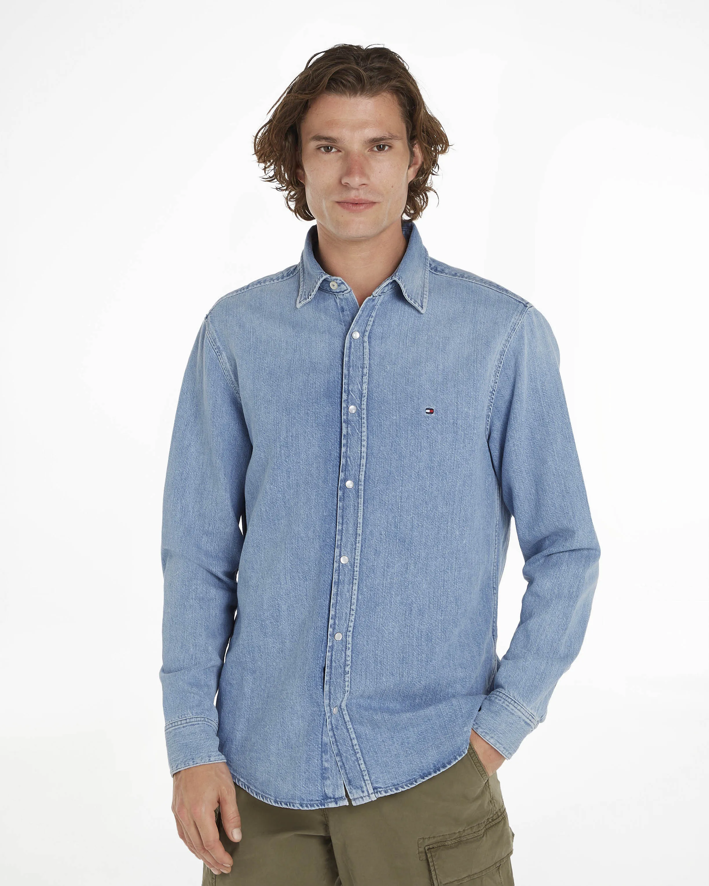 Camicia jeans in misto cotone e lino lavaggio chiaro