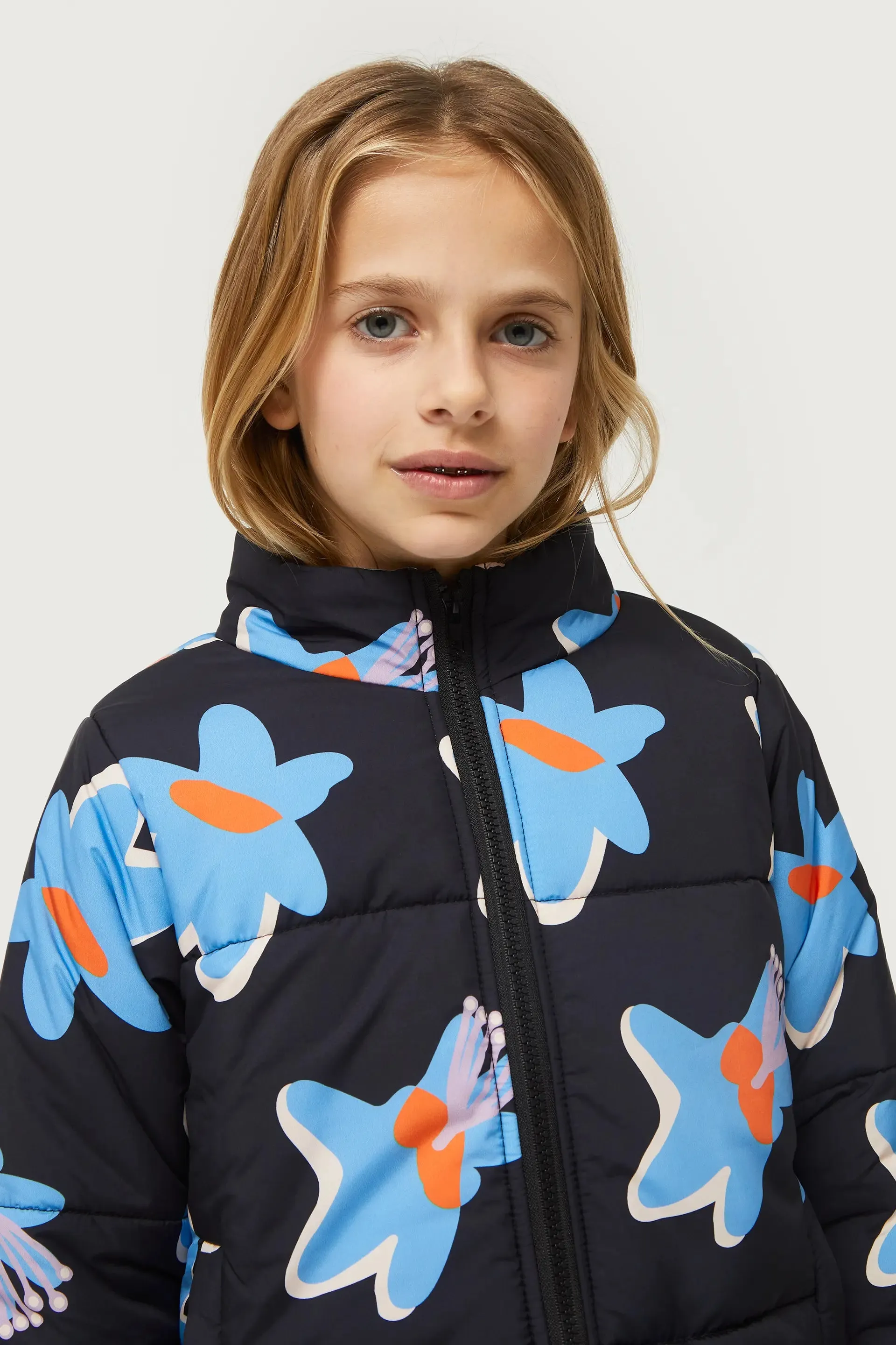 Cappotto da bambina trapuntato con stampa floreale Calatea nero