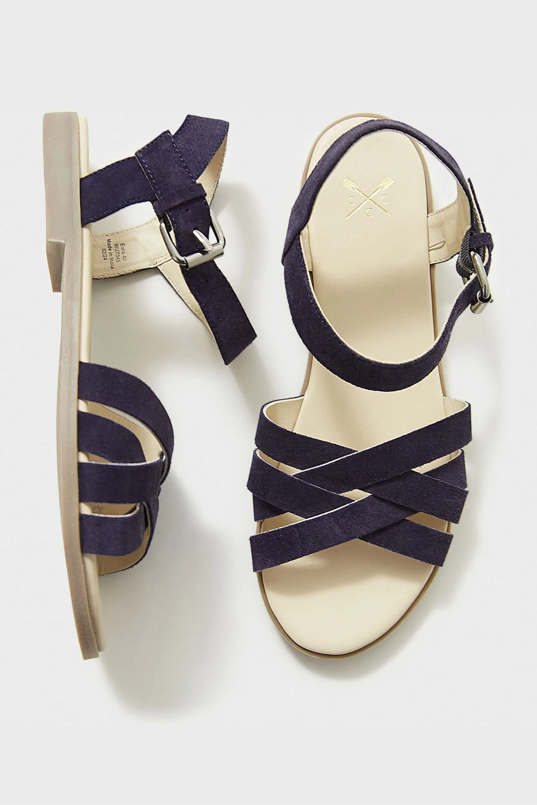 Crew Clothing - Sandali bassi con cinturini