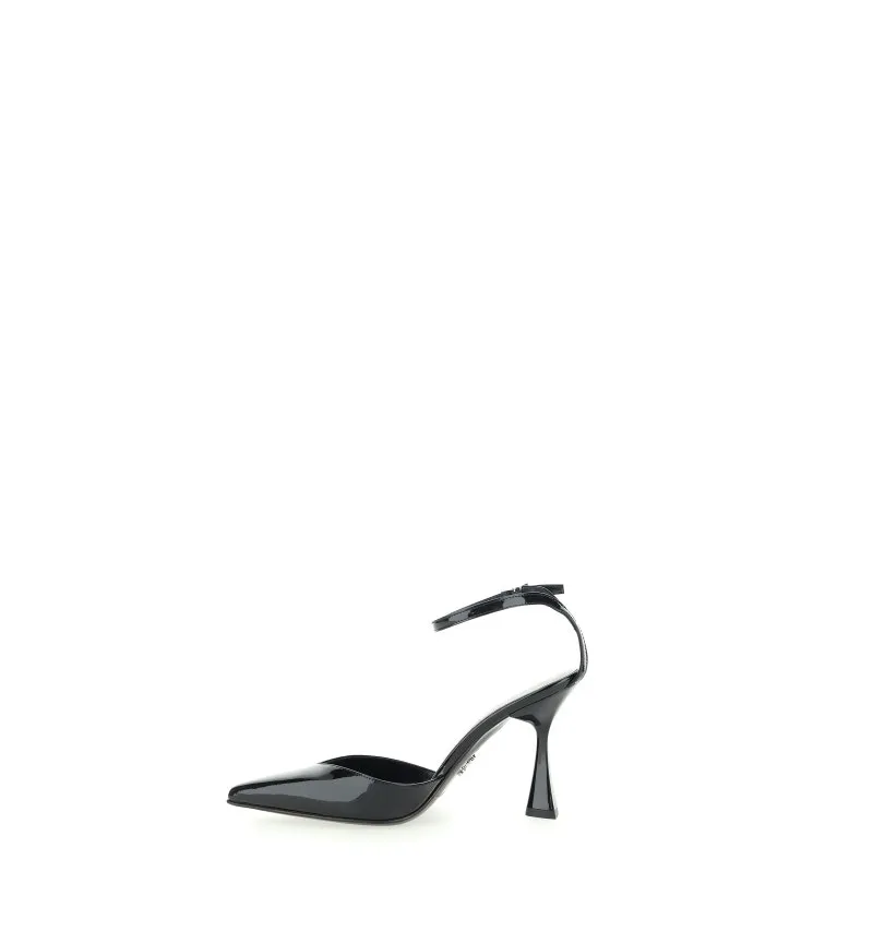 Décolleté slingback