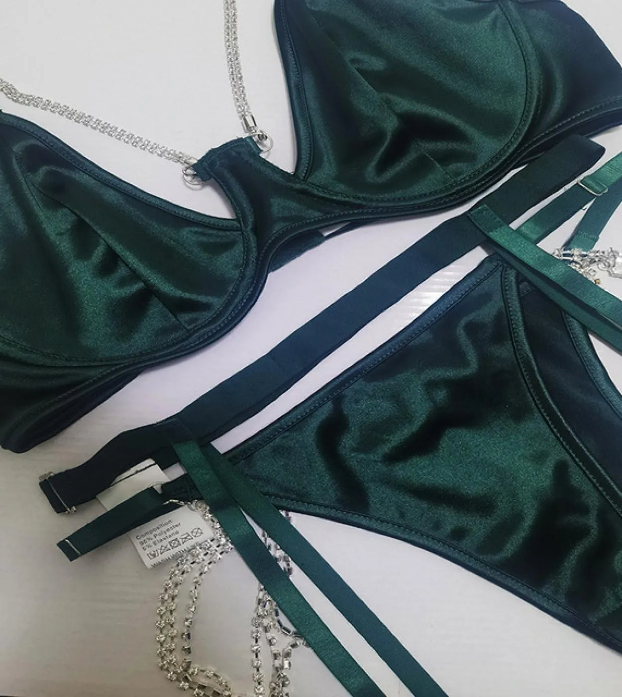 Ellolace San Valentino Lingerie di seta Biancheria intima di lusso con strass 4 pezzi Giarrettiera Intimo rosso senza censura