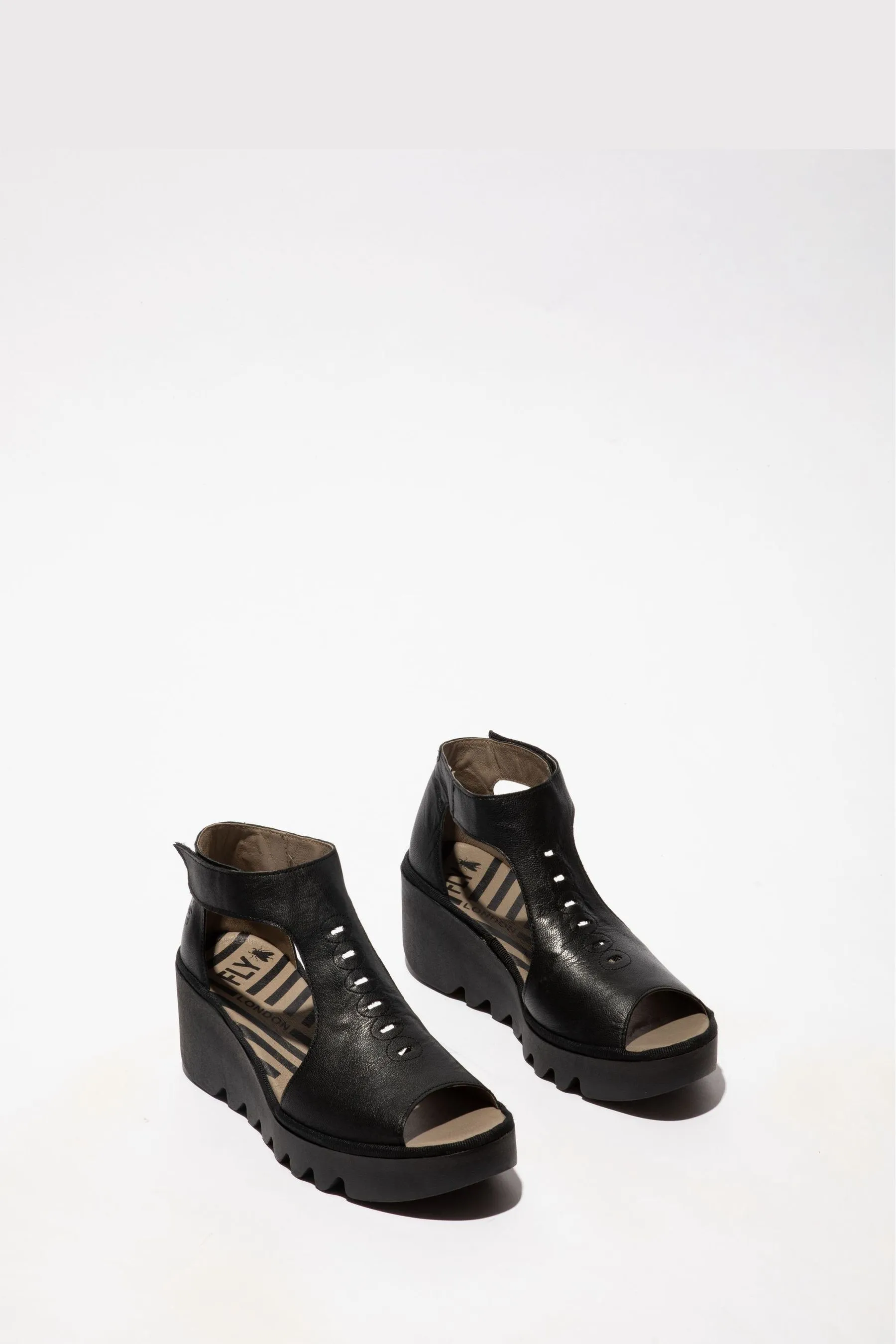 Fly London - Bezo - Sandali con zeppa