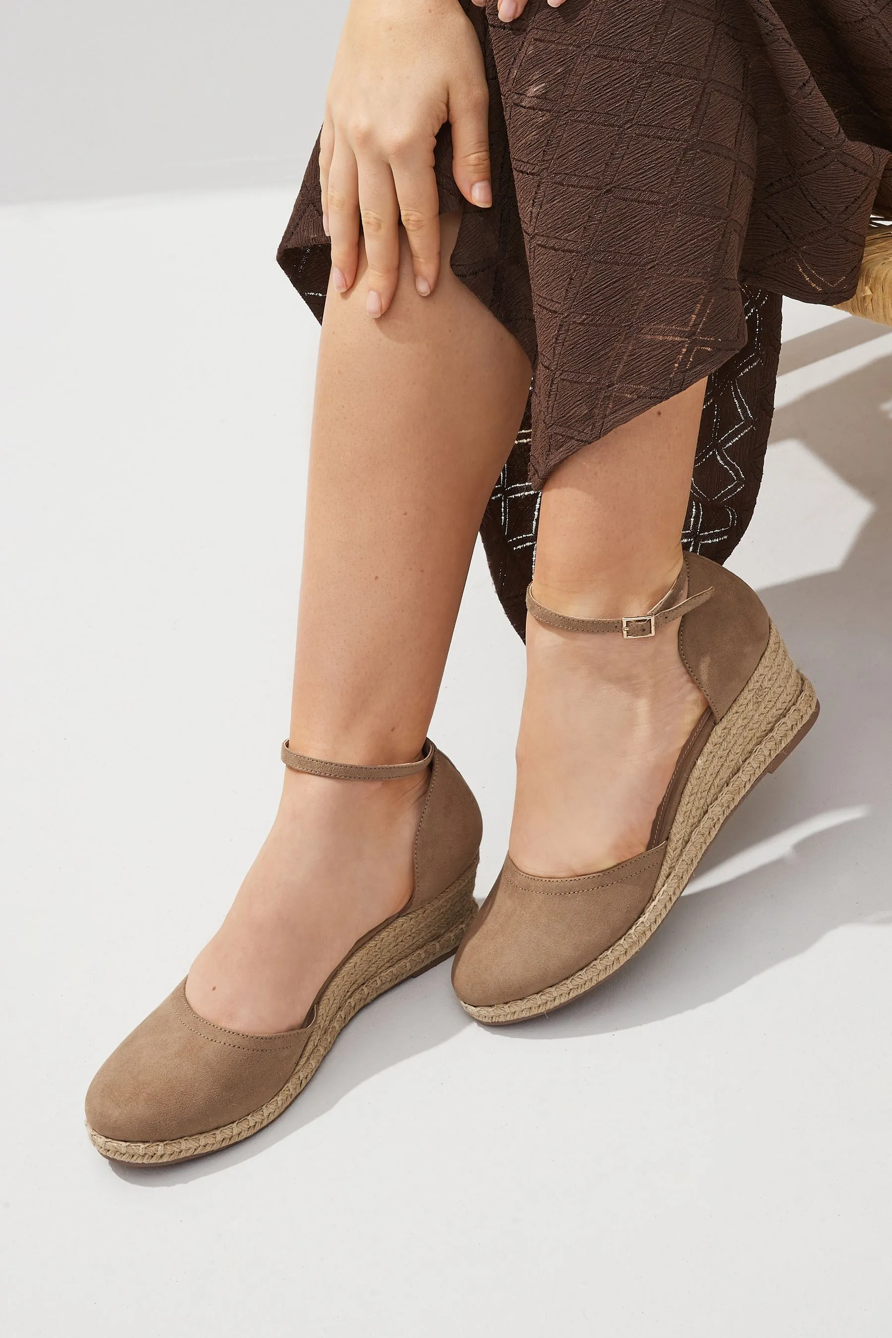 Forever Comfort® - Scarpe con zeppa a punta chiusa