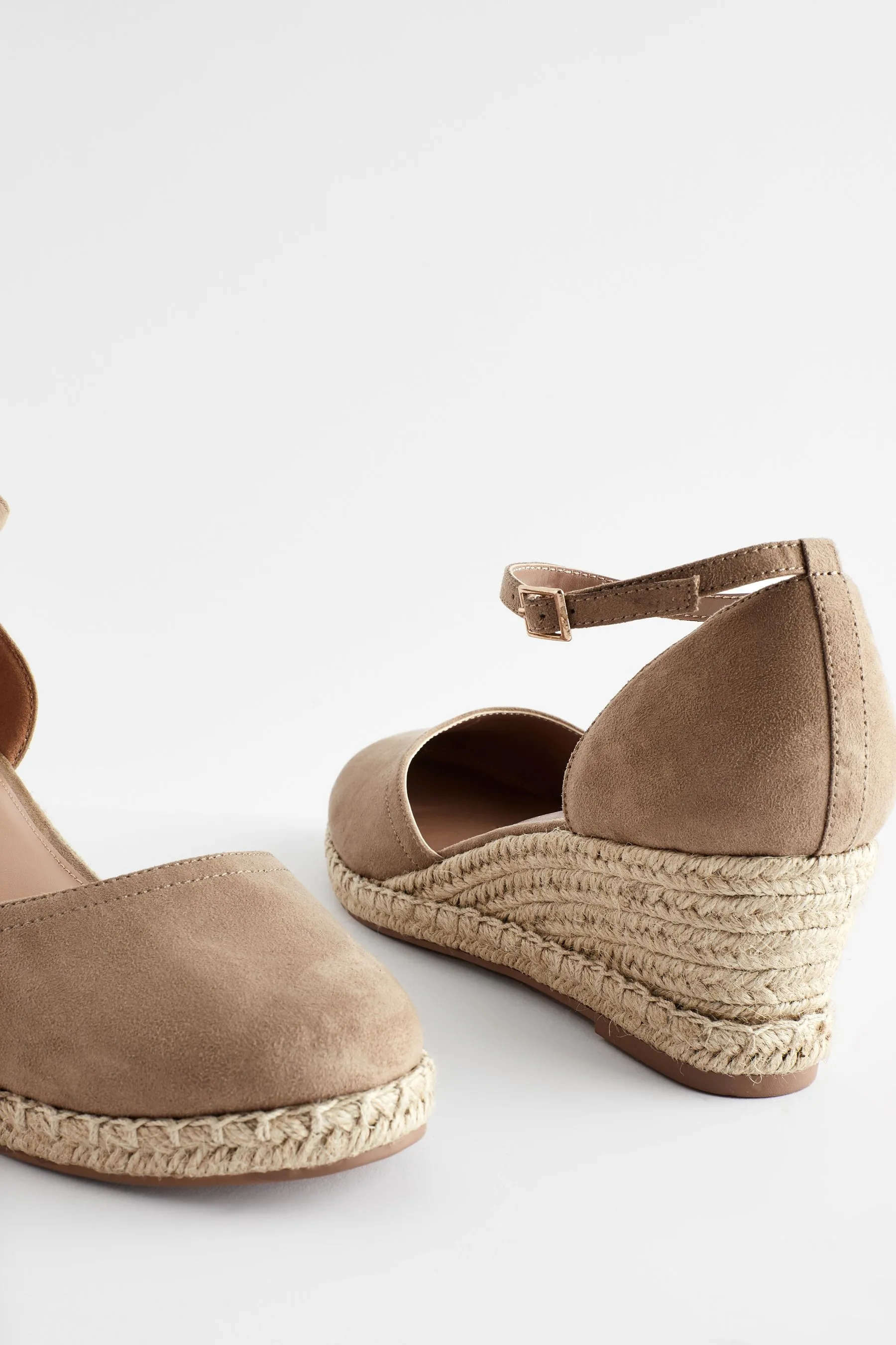 Forever Comfort® - Scarpe con zeppa a punta chiusa