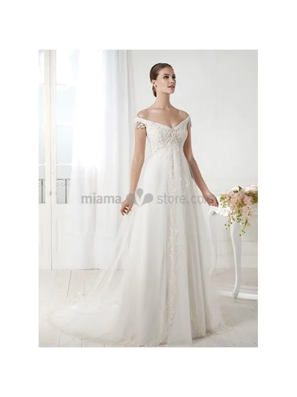 HANNAH - Abito da sposa con scollatura omerale in pizzo
