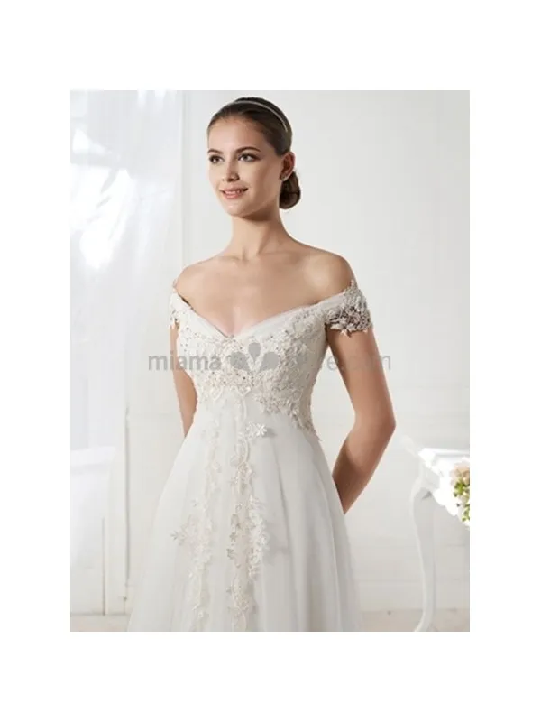 HANNAH - Abito da sposa con scollatura omerale in pizzo