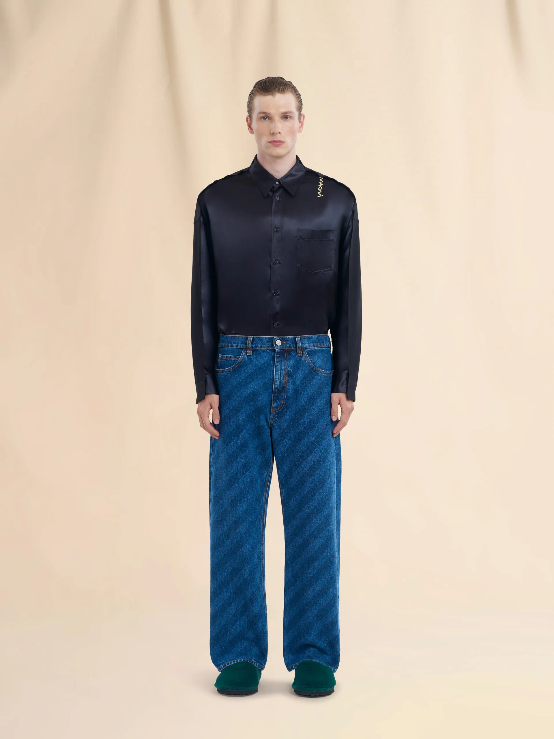 Jeans con gamba ampia in denim blu a righe