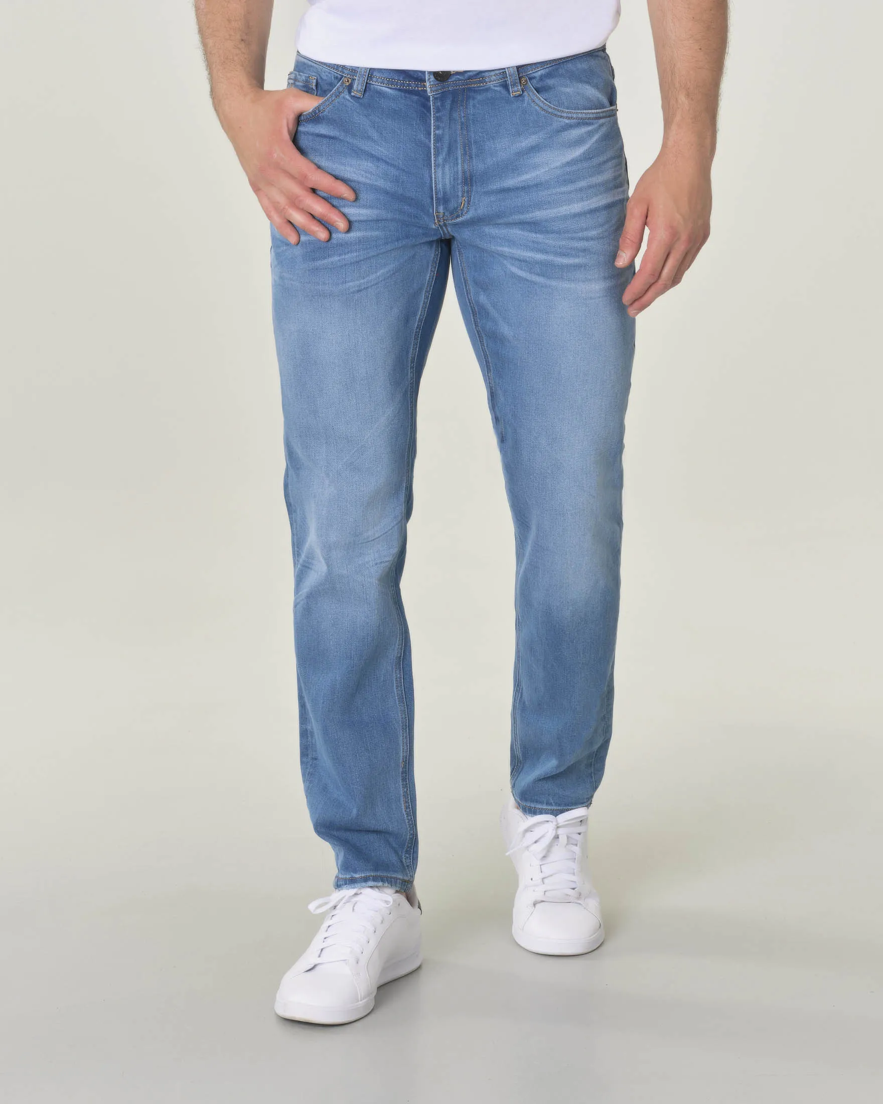 Jeans lavaggio chiaro super stone washed in cotone stretch