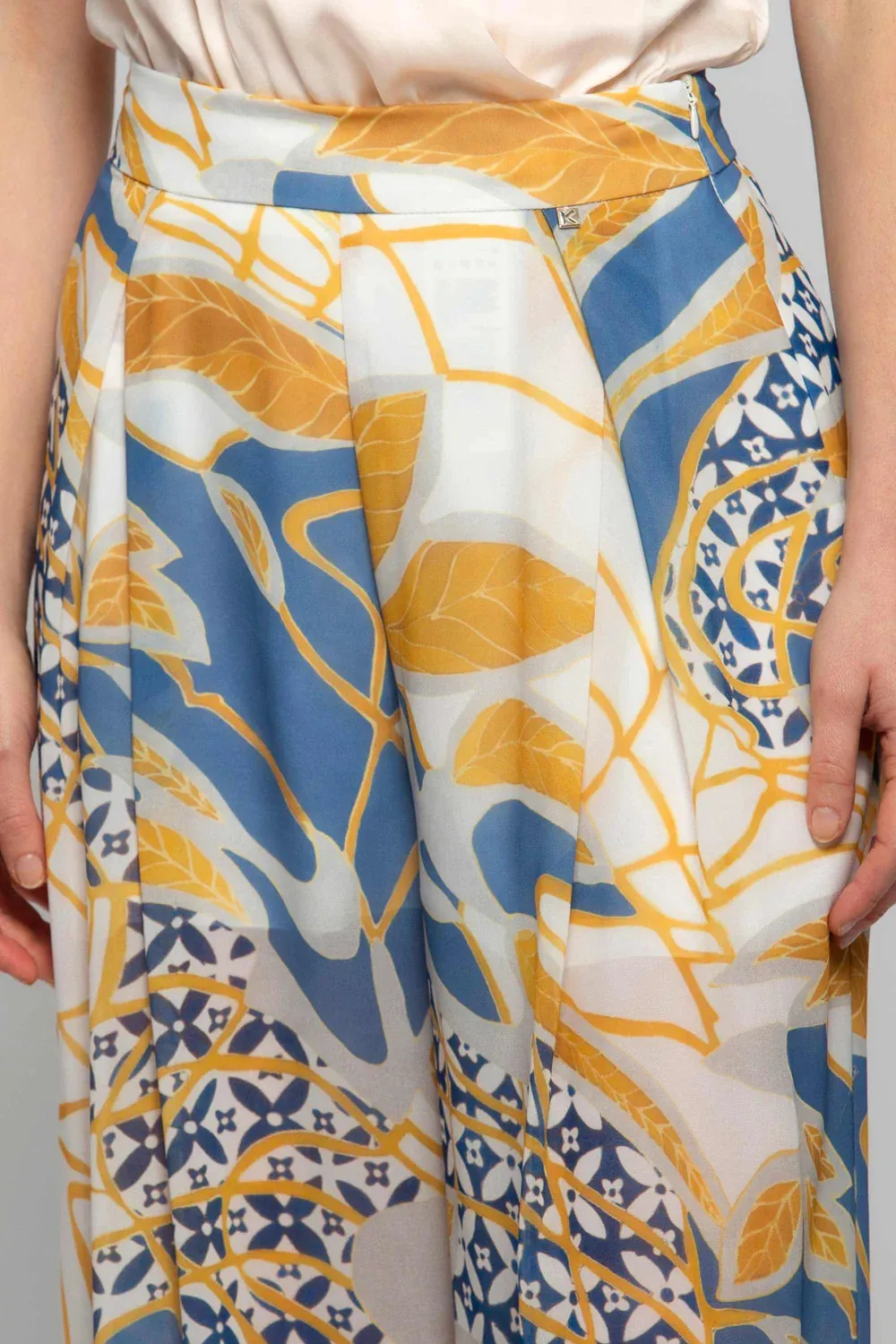 Kocca Patterned Pants / White