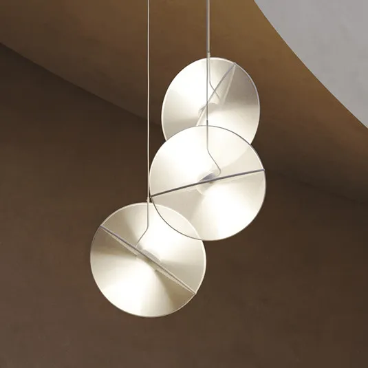 Lampada LED a sospensione Maytoni Reflex, paralume in tessuto, a 3 luci.
