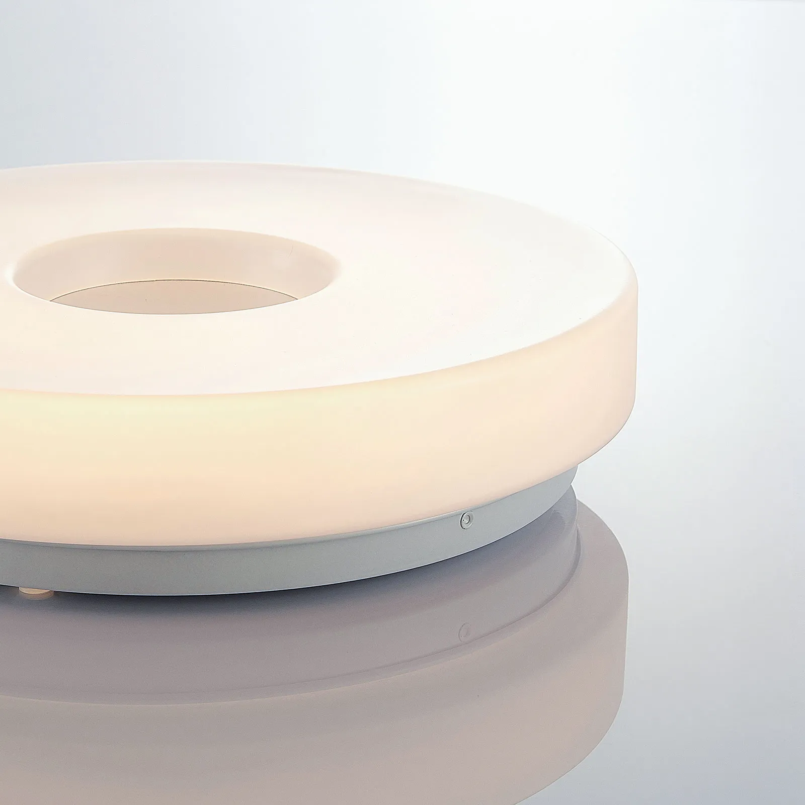 Lindby Florentina plafoniera LED, anello, 29,7 cm