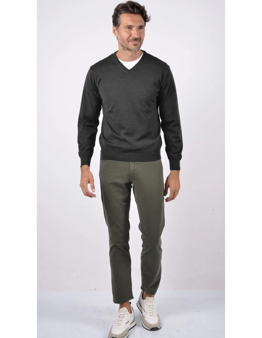 Maglia collo v ml lana merino 4 stagioni nero