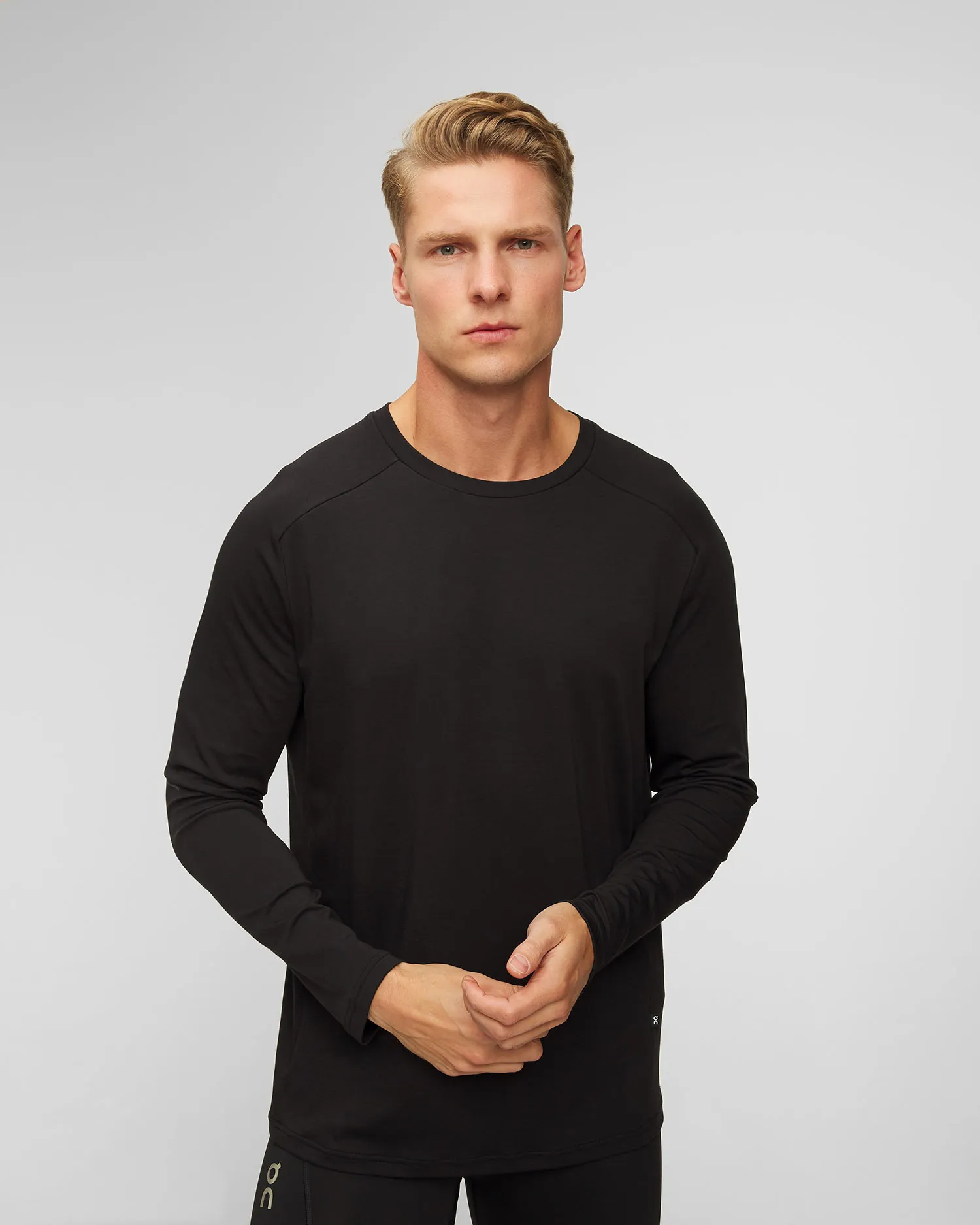 Maglietta a maniche lunghe da uomo On Running Focus Long-T 1MD30140553-black