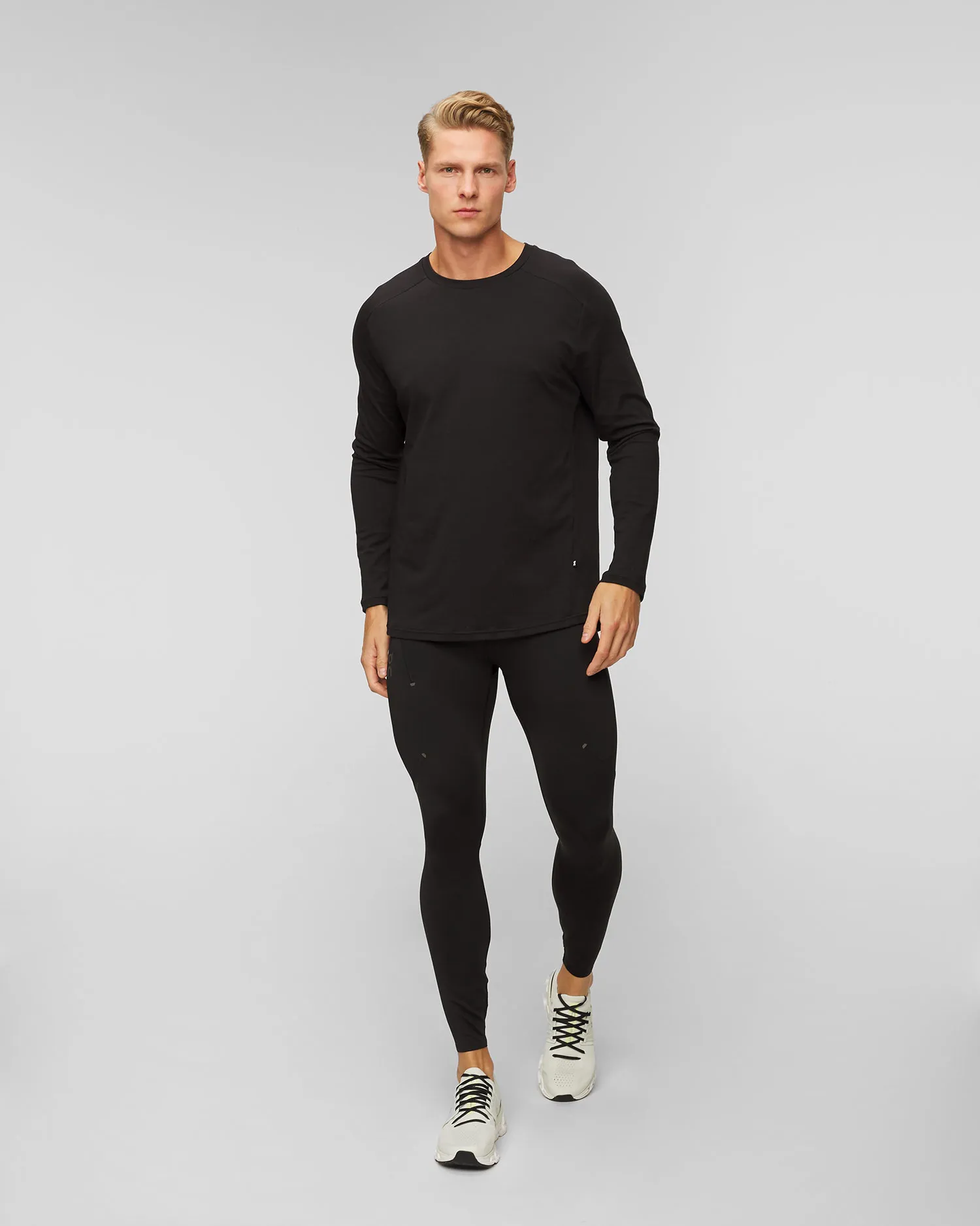 Maglietta a maniche lunghe da uomo On Running Focus Long-T 1MD30140553-black