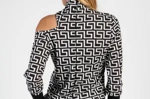 Maglietta elegante con stampa geometrica e scollo alto Venitya, nera