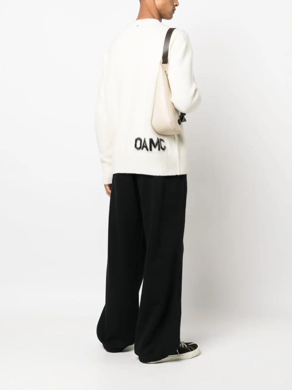 maglione bianco con logo