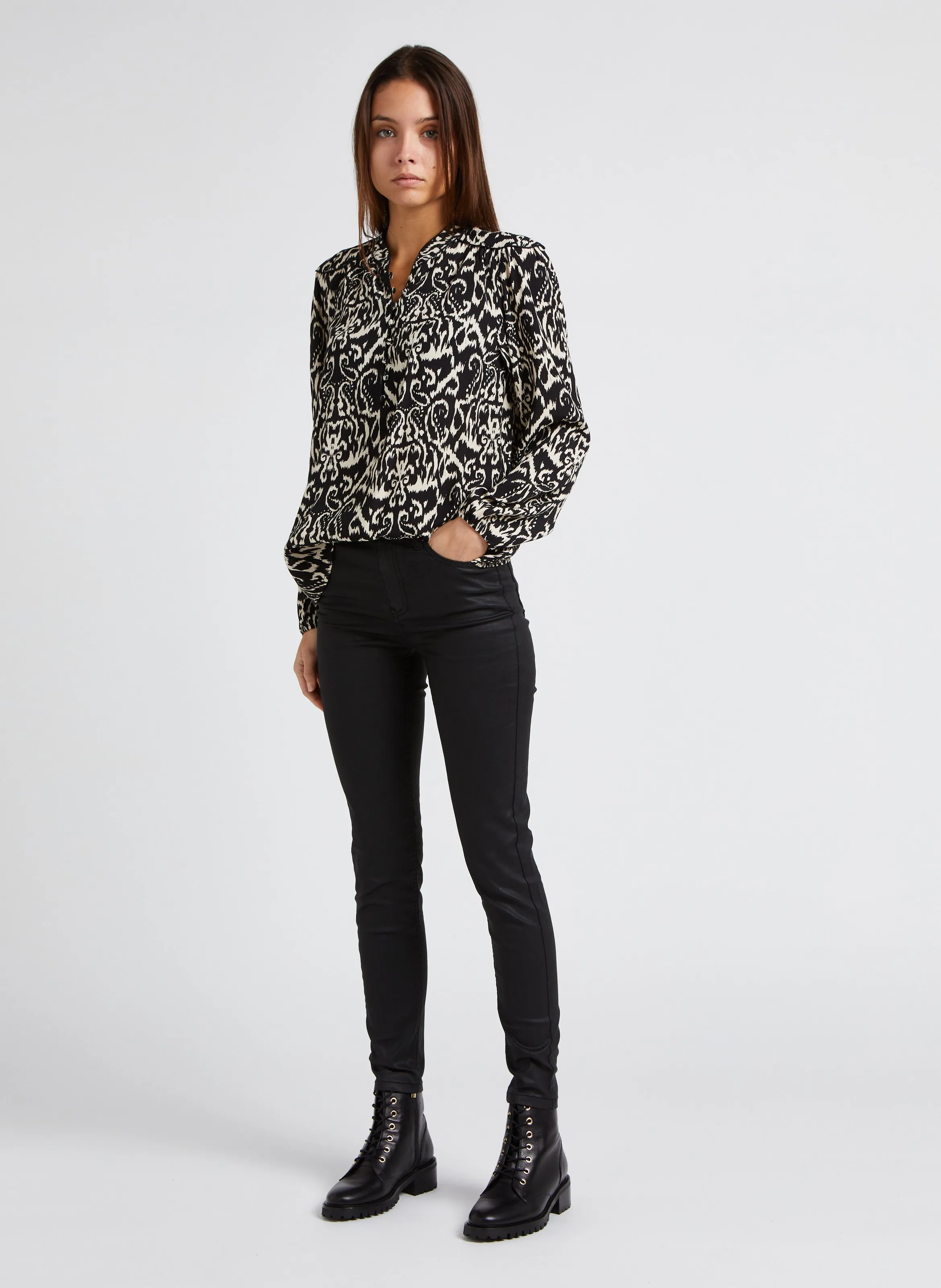  MAISON 123   SUZY - Jeans slim fit cerati a vita alta | Nero