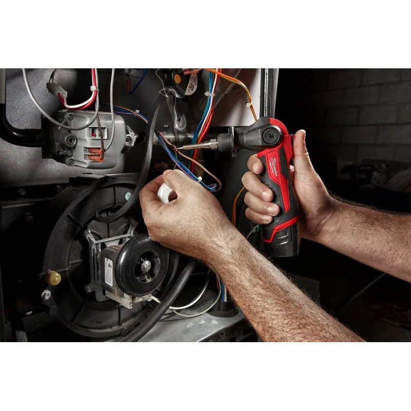 MILWAUKEE M12SI-201C SALDATORE COMPATTO CON TESTA ORIENTABILE 2AH 400°