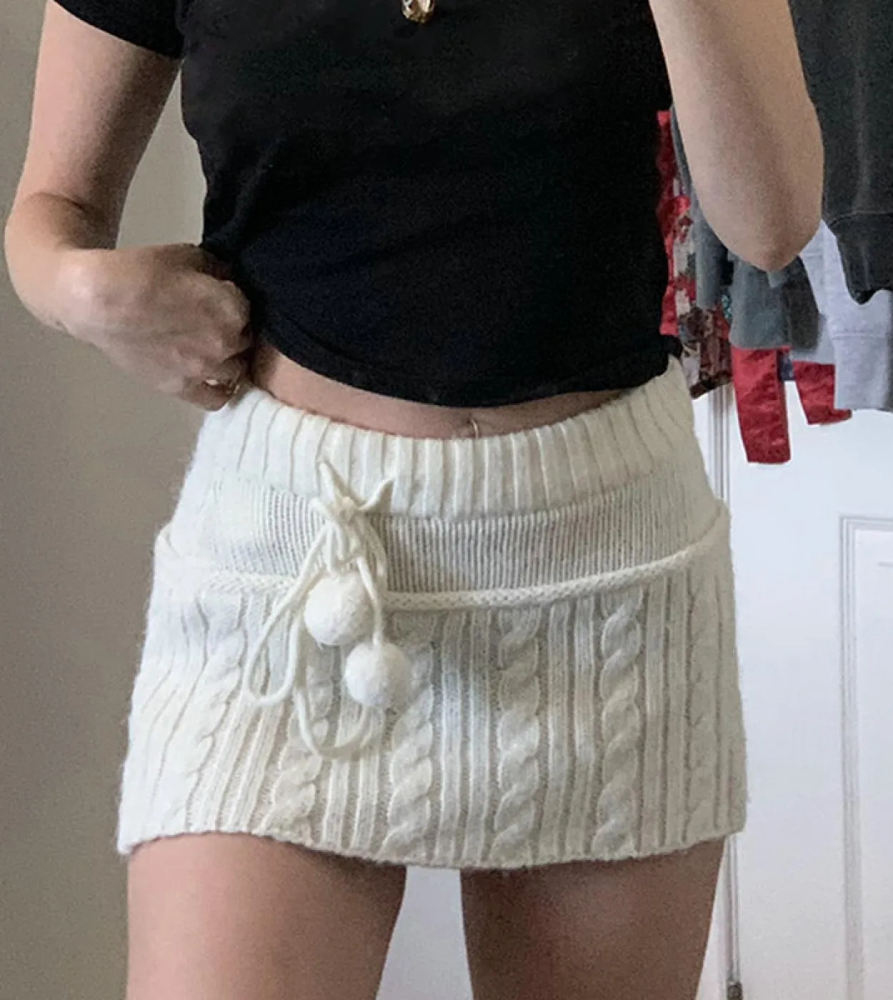 Minigonne lavorate a maglia con lacci in pelliccia Gonne a tubino dolci e carine Twist Skinny a vita bassa Gonne corte da do