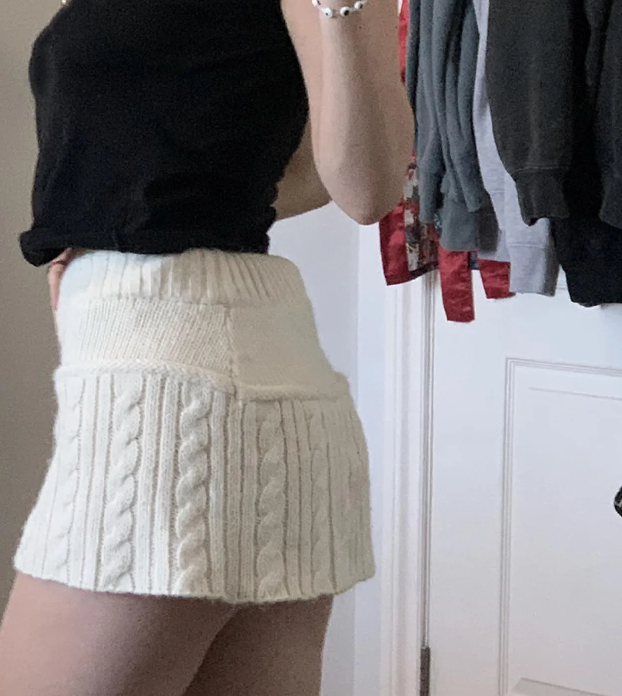 Minigonne lavorate a maglia con lacci in pelliccia Gonne a tubino dolci e carine Twist Skinny a vita bassa Gonne corte da do