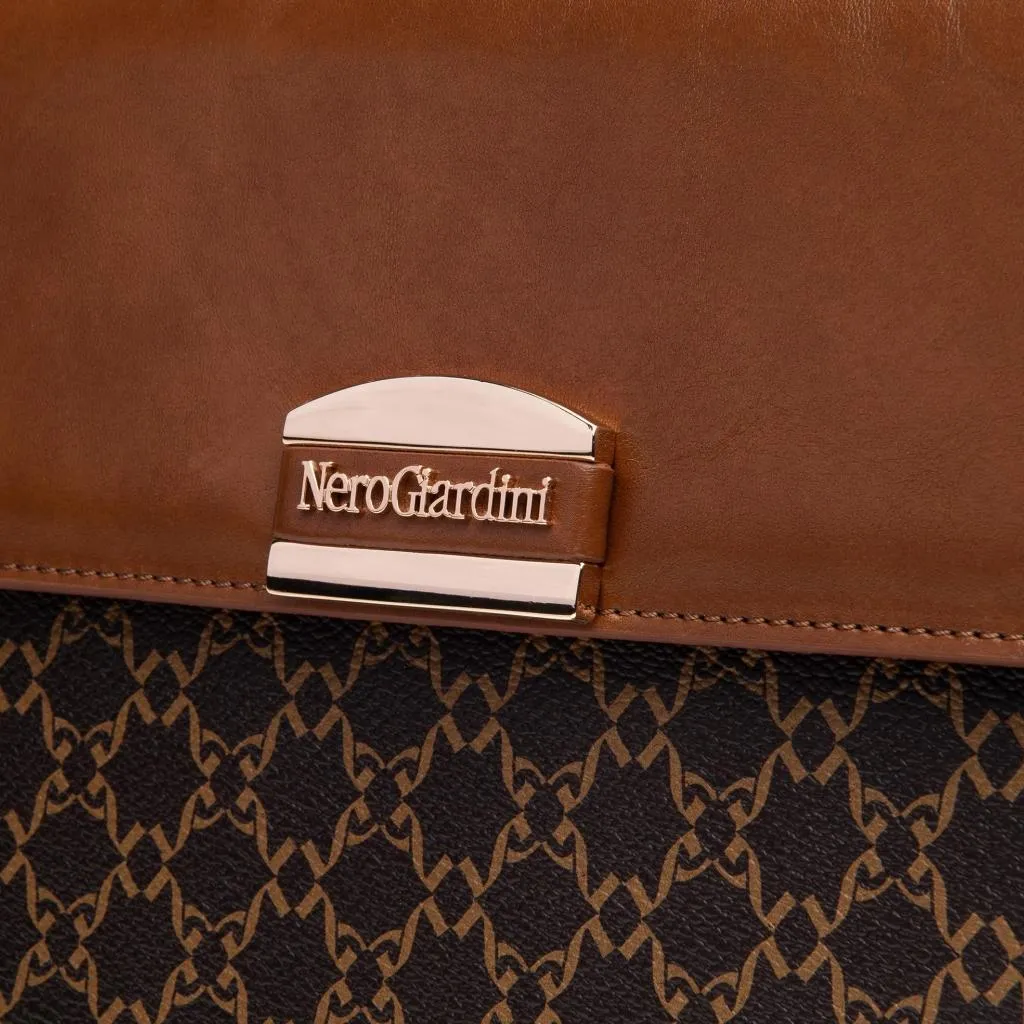 Nero Giardini  ---------    ------------NeroGiardini borsa baguette da donna I141014D-300 AI23