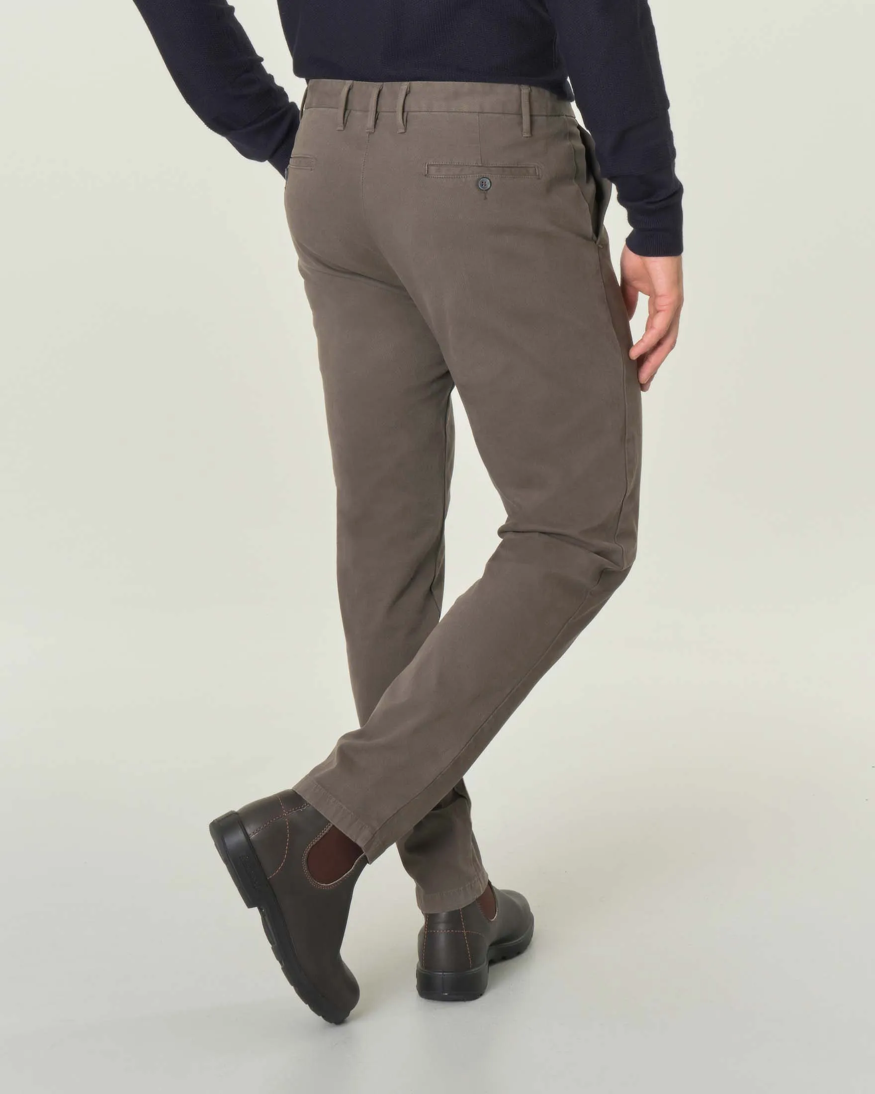 Pantalone chino fango in cotone stretch micro armatura