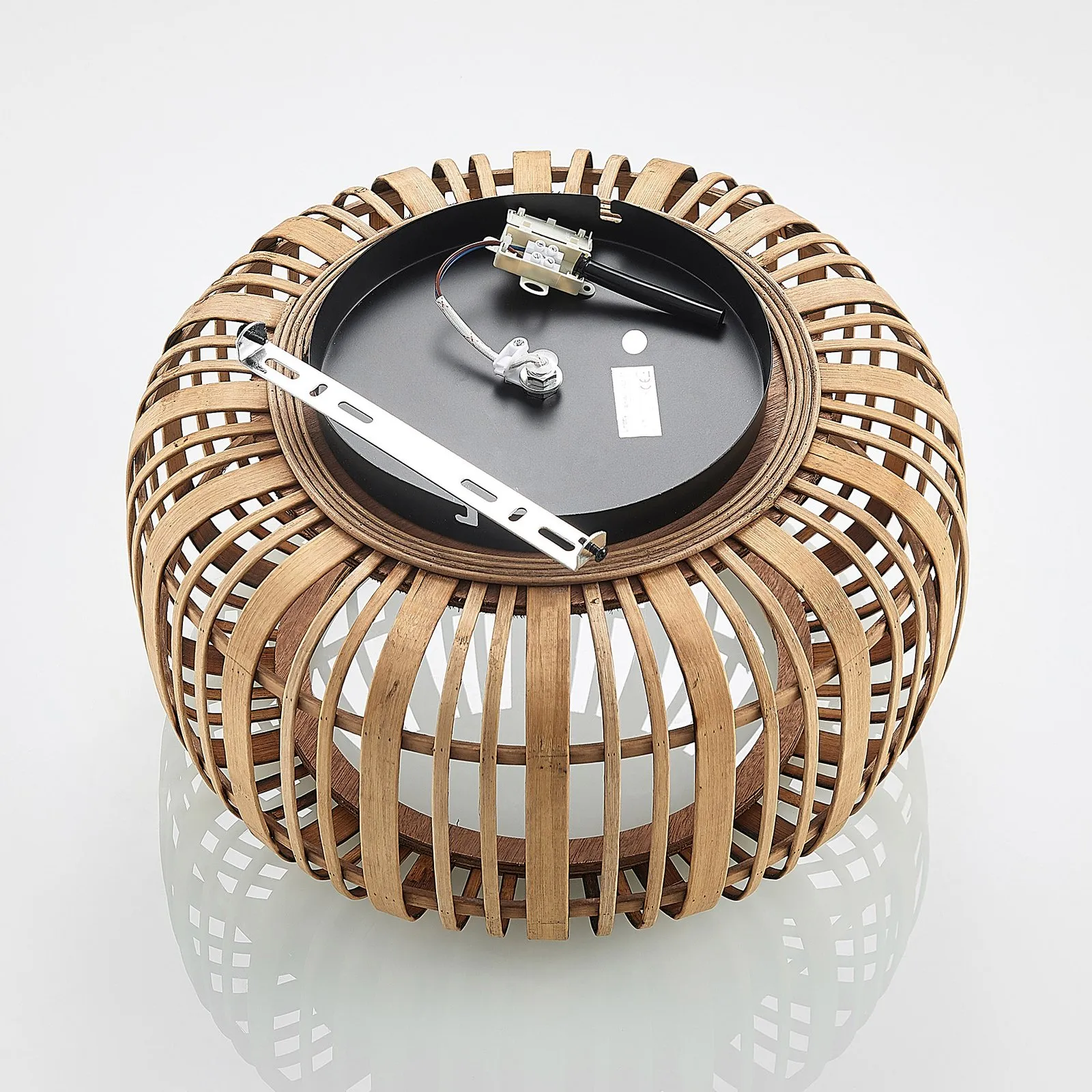 Plafoniera Lindby Canyana, naturale, rattan, Ø 40 cm