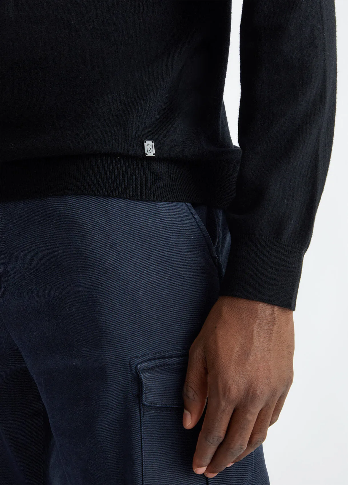 Pullover nero in lana