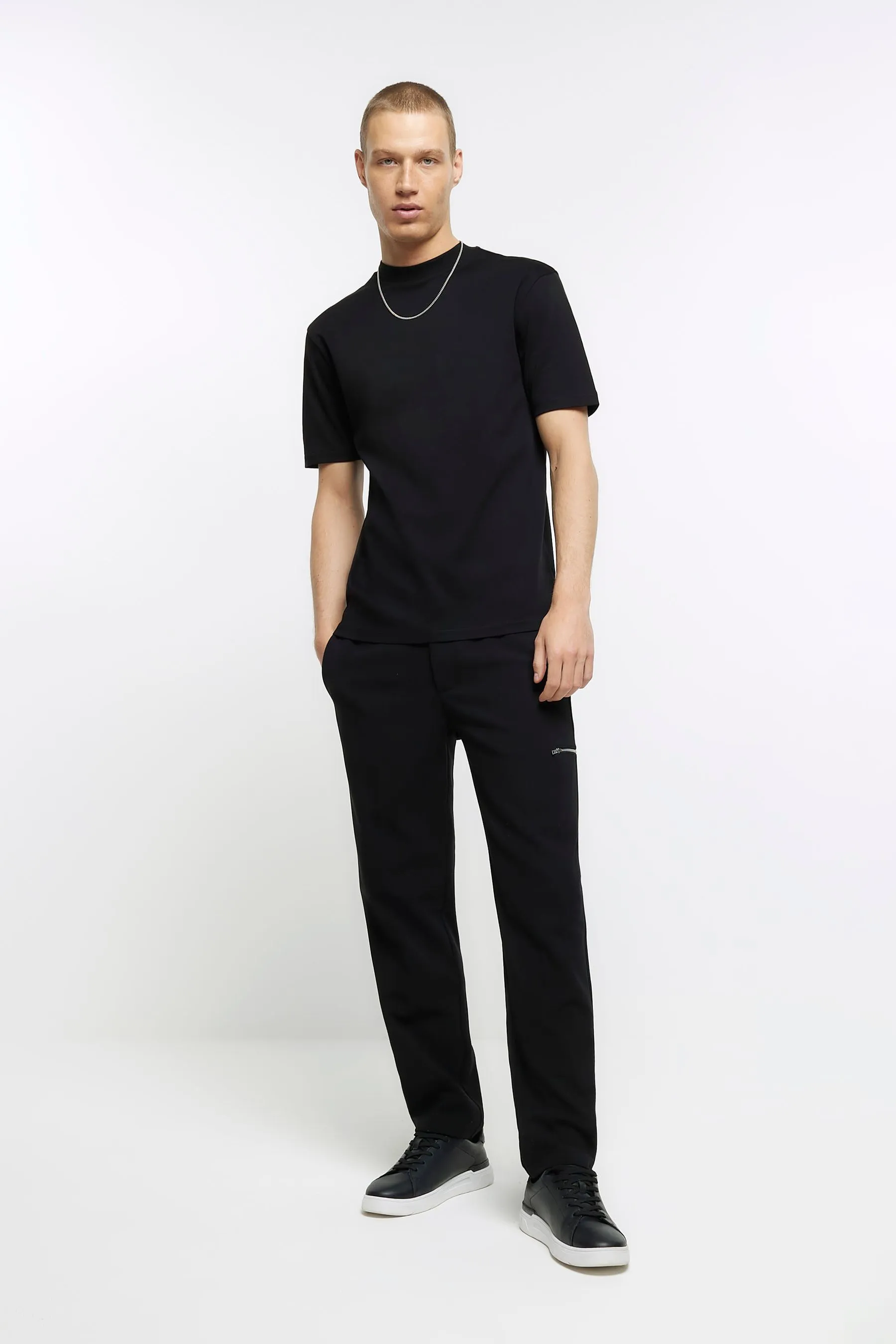 River Island - RI Studio - T-shirt con Vestibilità attillata / Slim pesante