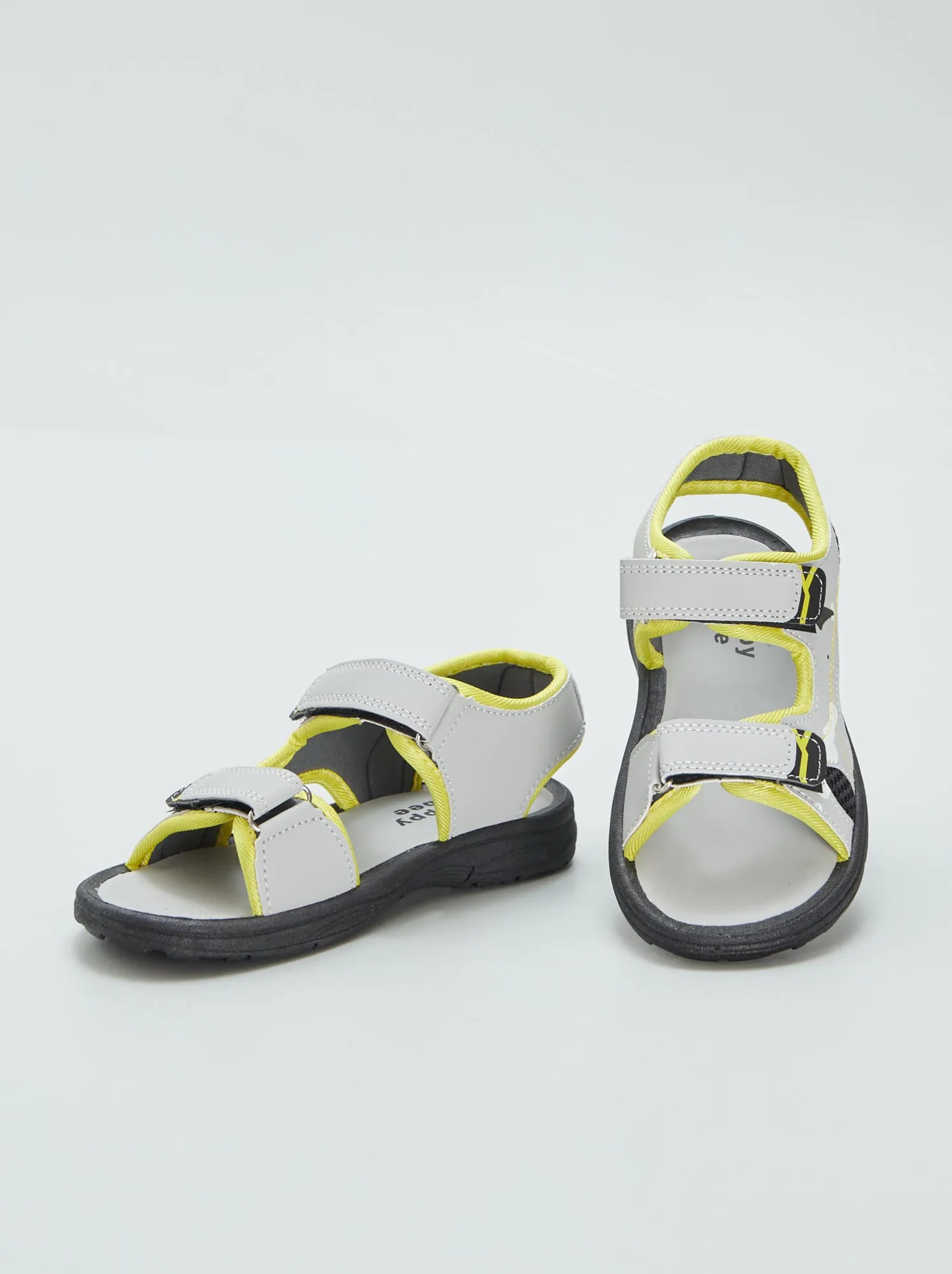 Sandali bicolori con strappi - GRIGIO