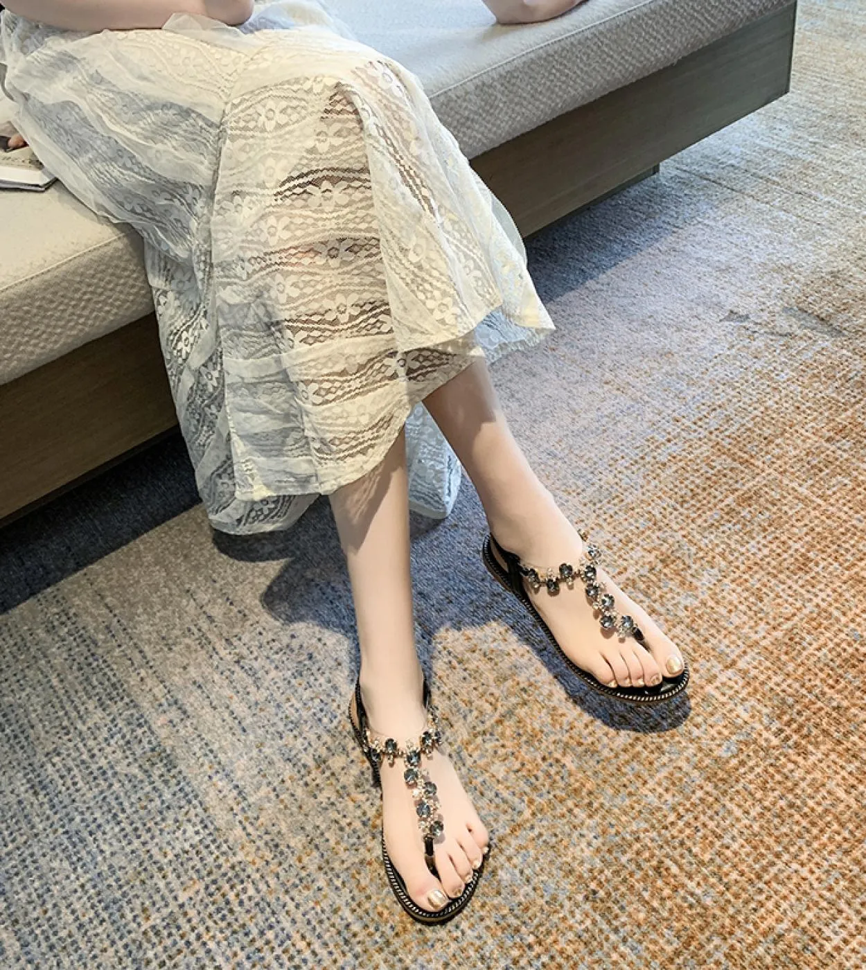 Sandali con piume Infradito da donna Tacchi alti in pelle Sandali Scarpe estive da donna in pelliccia Décolleté Scarpe da sposa