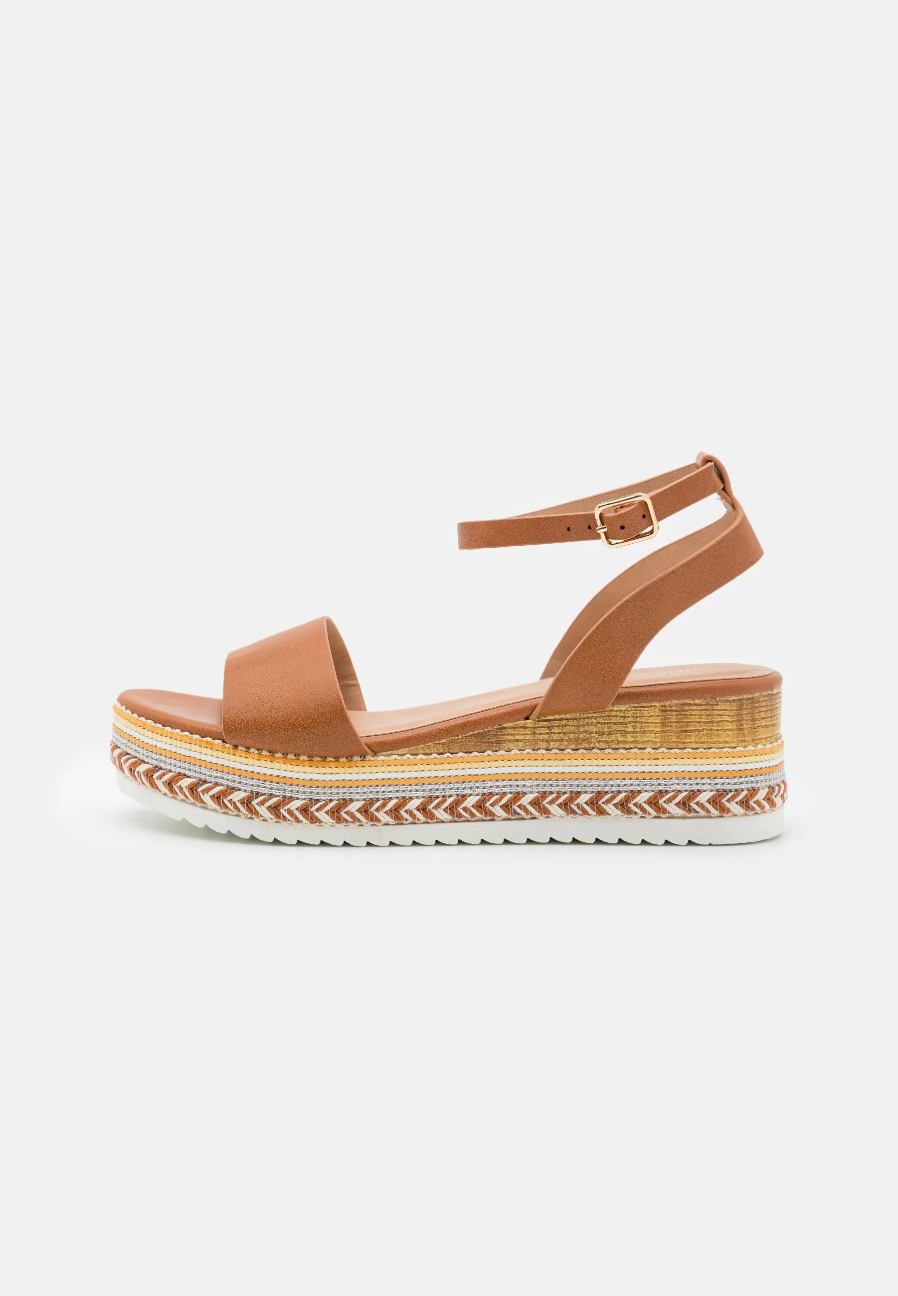 Sandali con plateau