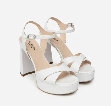 SANDALI IN PELLE BIANCA INCROCIO