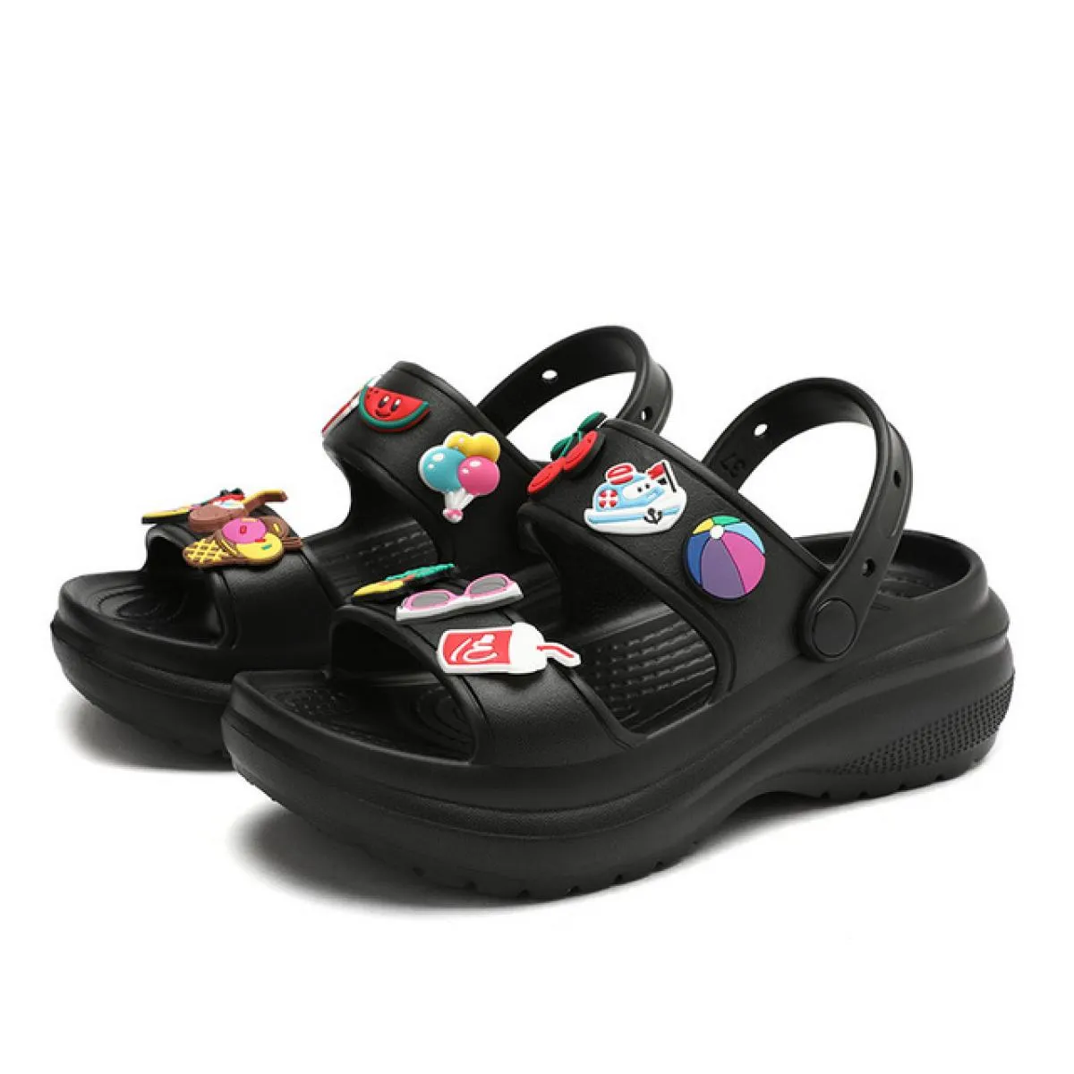Scarpe casual da donna con ciondoli Zoccoli Scarpe da giardino Sandali da spiaggia Infradito Moda femminile Sandali con plateau