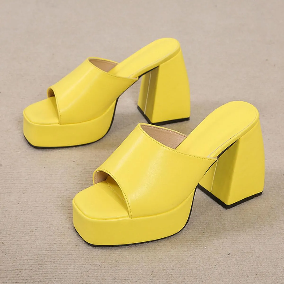Scarpe con plateau alla moda Donna 2022 Estate Nuova punta quadrata Sandali con tacco grosso da donna 35 43 Abito femminile di g
