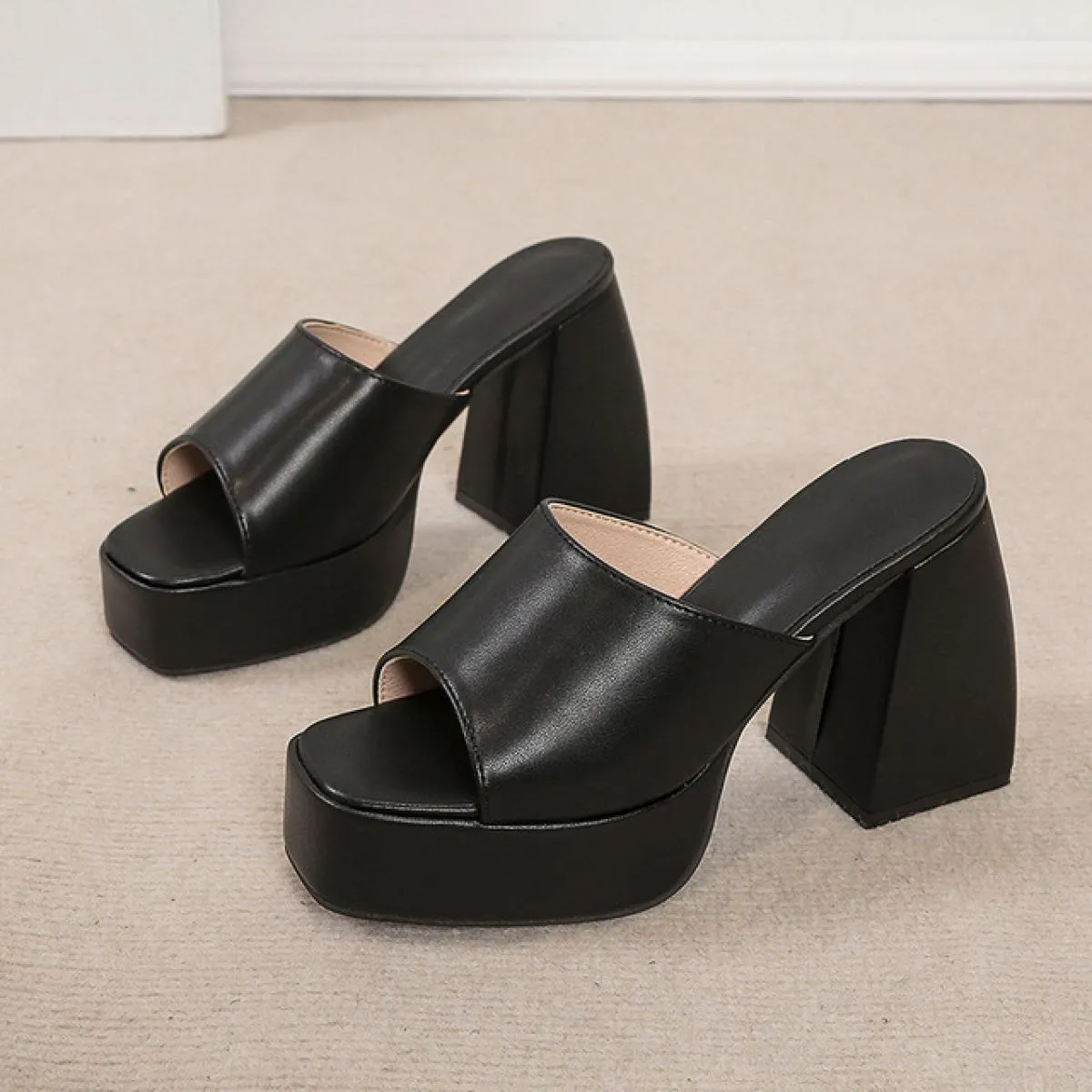 Scarpe con plateau alla moda Donna 2022 Estate Nuova punta quadrata Sandali con tacco grosso da donna 35 43 Abito femminile di g