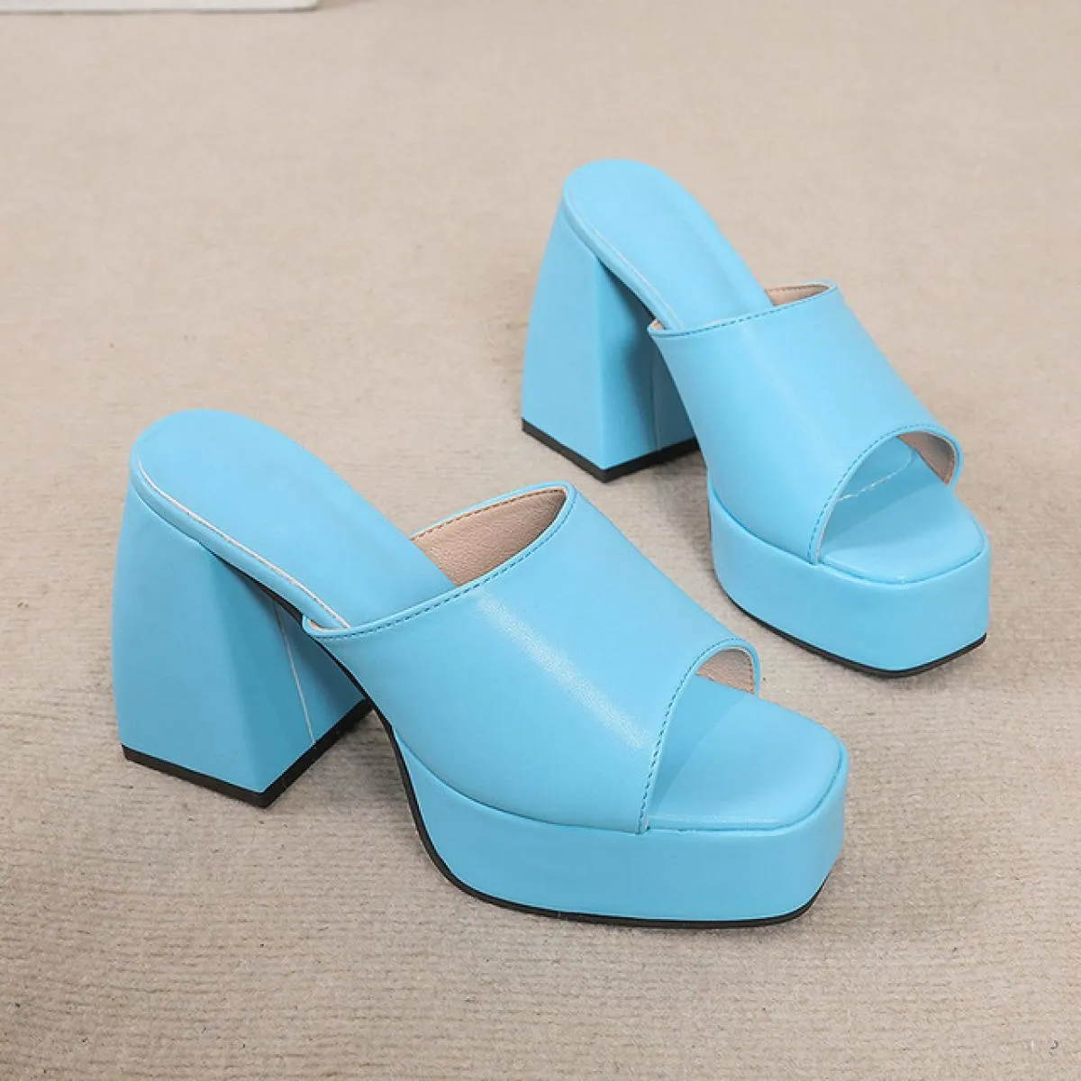 Scarpe con plateau alla moda Donna 2022 Estate Nuova punta quadrata Sandali con tacco grosso da donna 35 43 Abito femminile di g