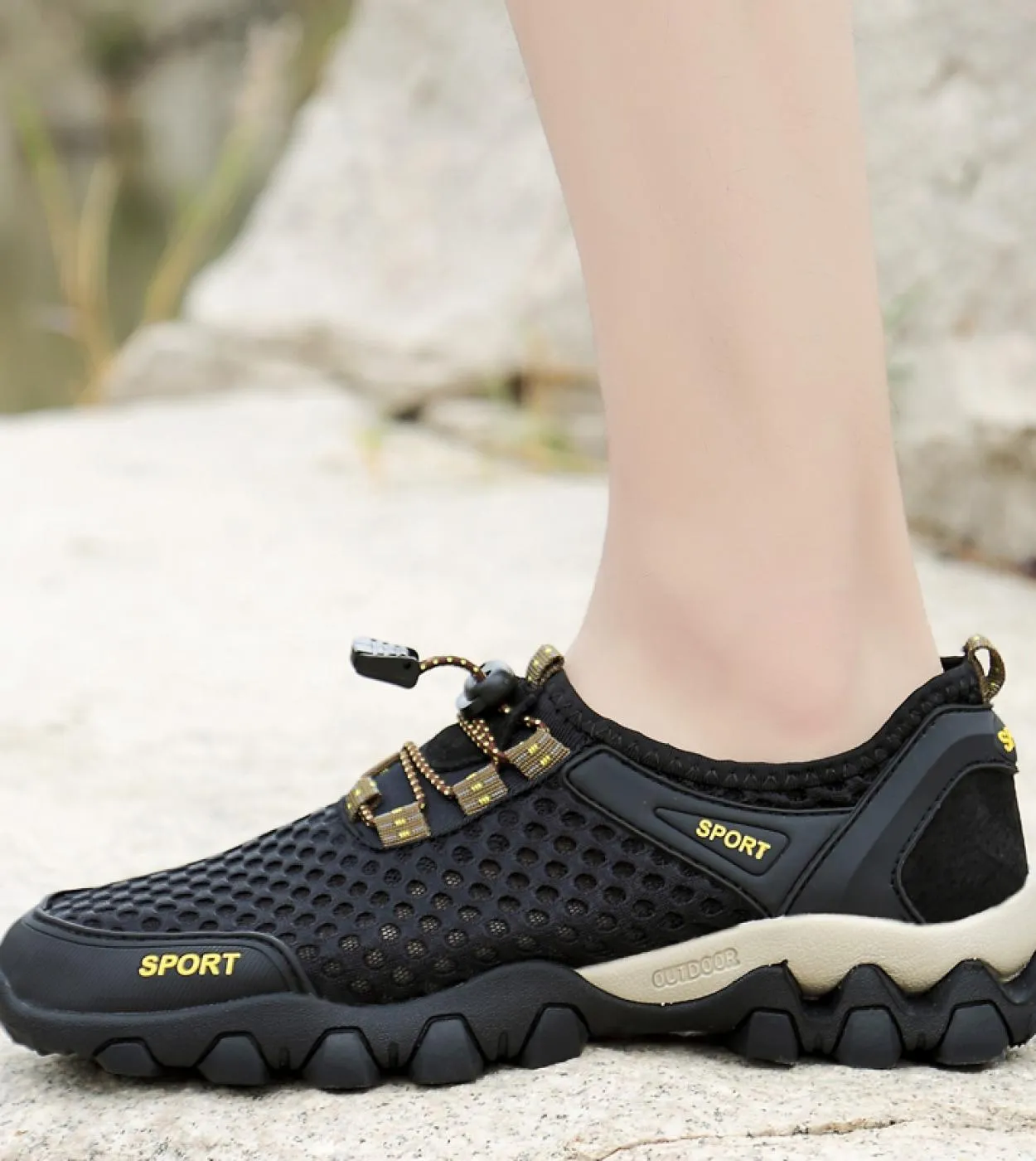 Scarpe da ginnastica casual da uomo estive Scarpe in rete traspirante Scarpe da trekking da esterno antiscivolo da uomo Scarpe d
