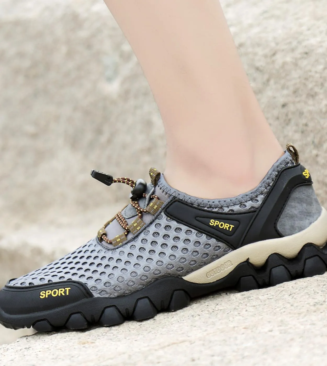 Scarpe da ginnastica casual da uomo estive Scarpe in rete traspirante Scarpe da trekking da esterno antiscivolo da uomo Scarpe d